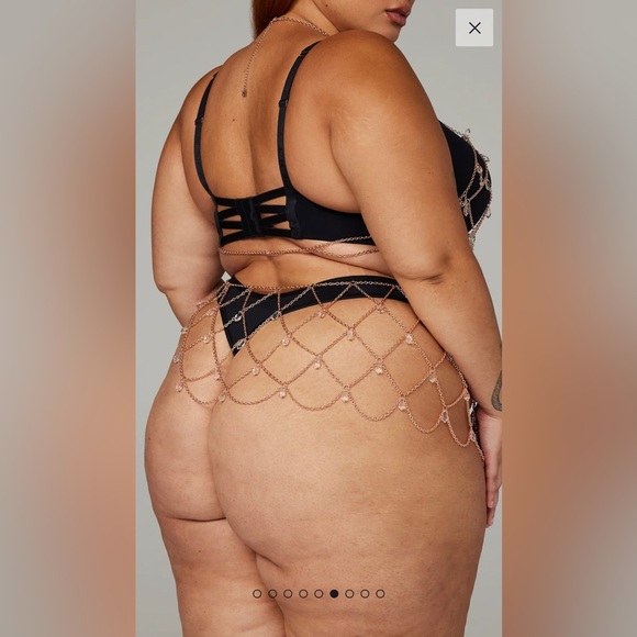 Savage X Fenty. XL/1X. Rose Gold/Black Caviar - Picture 5 of 7